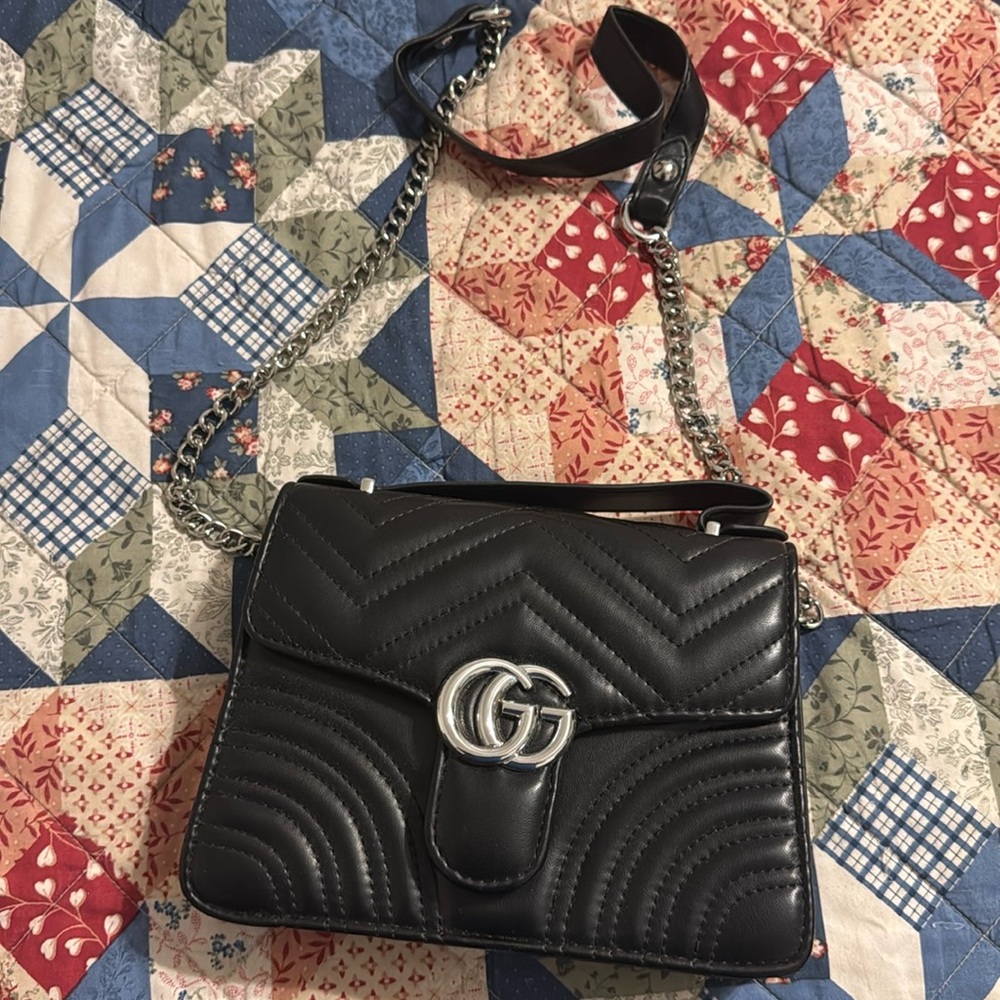 Quilted Gucci crossbody bag